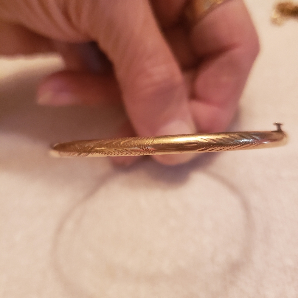 14K bracelet
